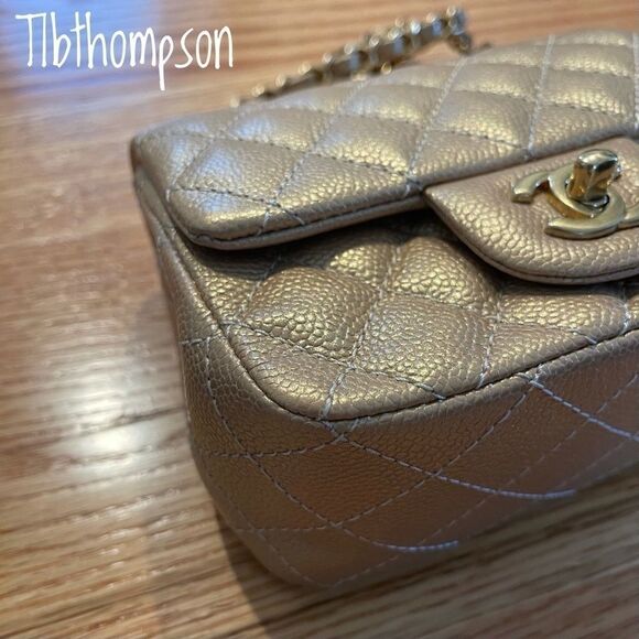 Chanel square mini gold caviar leather & GHW - Picture 6 of 14